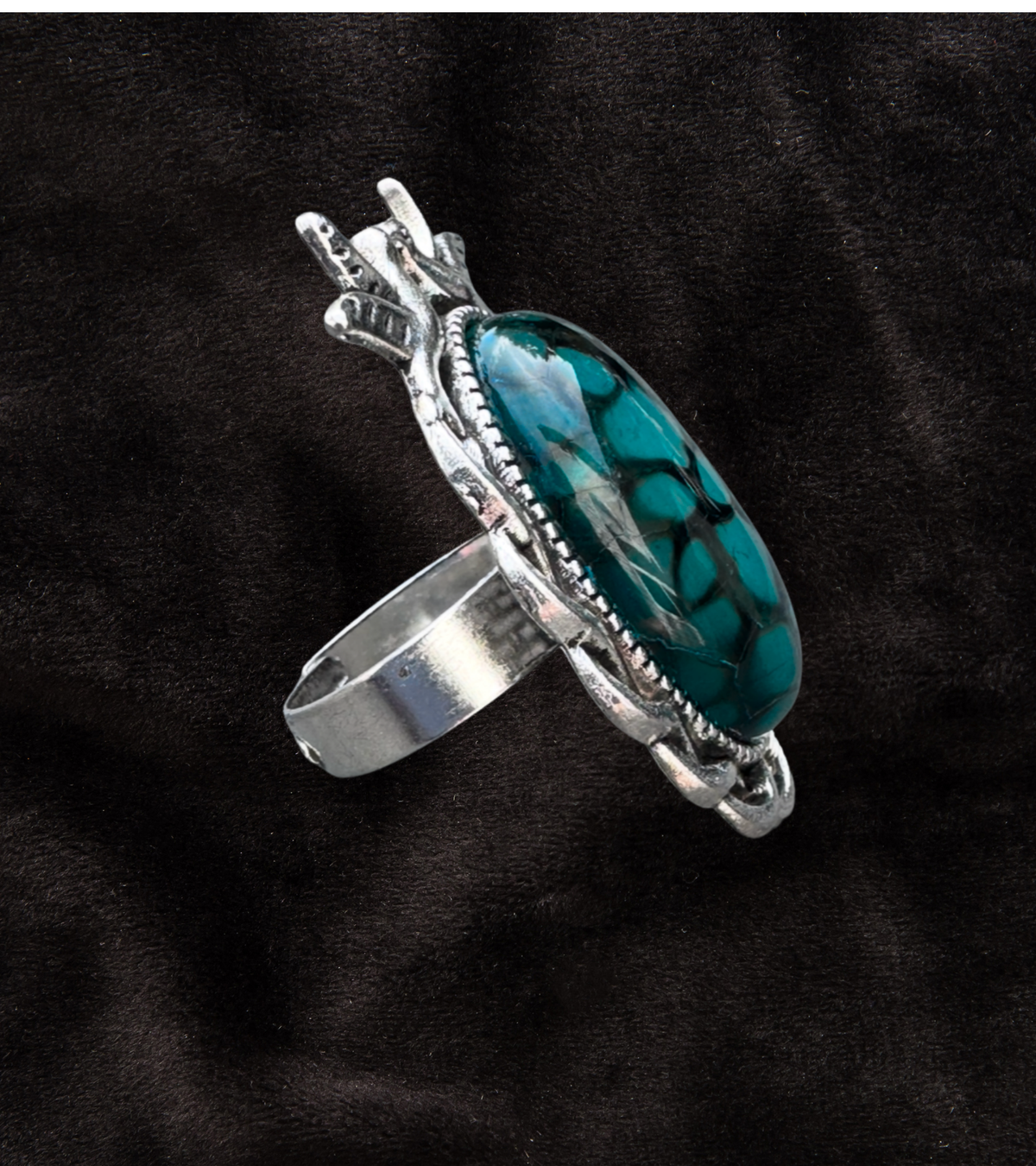 Dragons Vein Reliquary - Vintage-Style Dragon Vein Agate Adjustable Ring