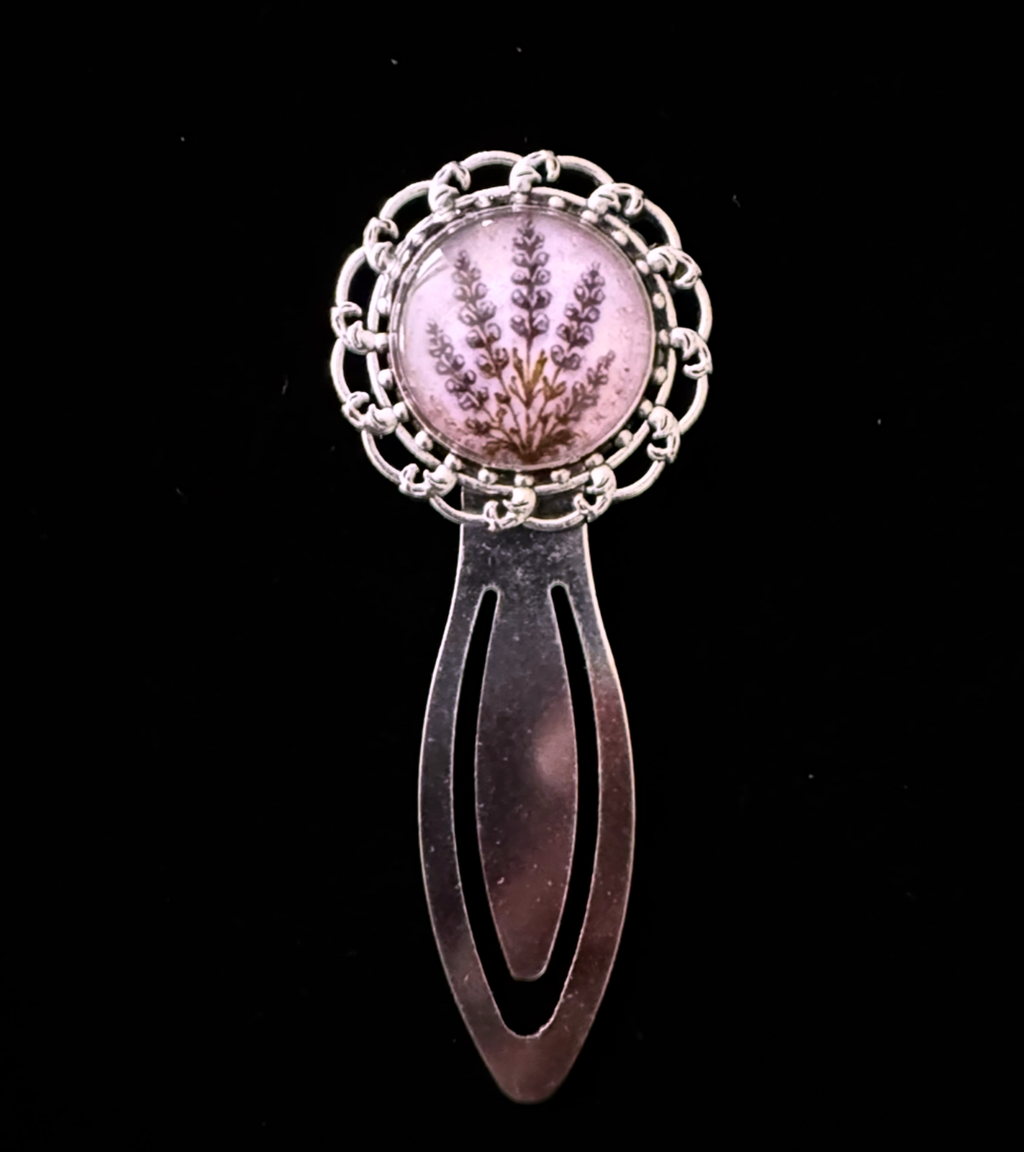 Lavender Reverie — Vintage Style Bookmark