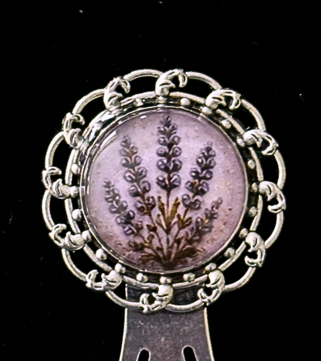Lavender Reverie — Vintage Style Bookmark