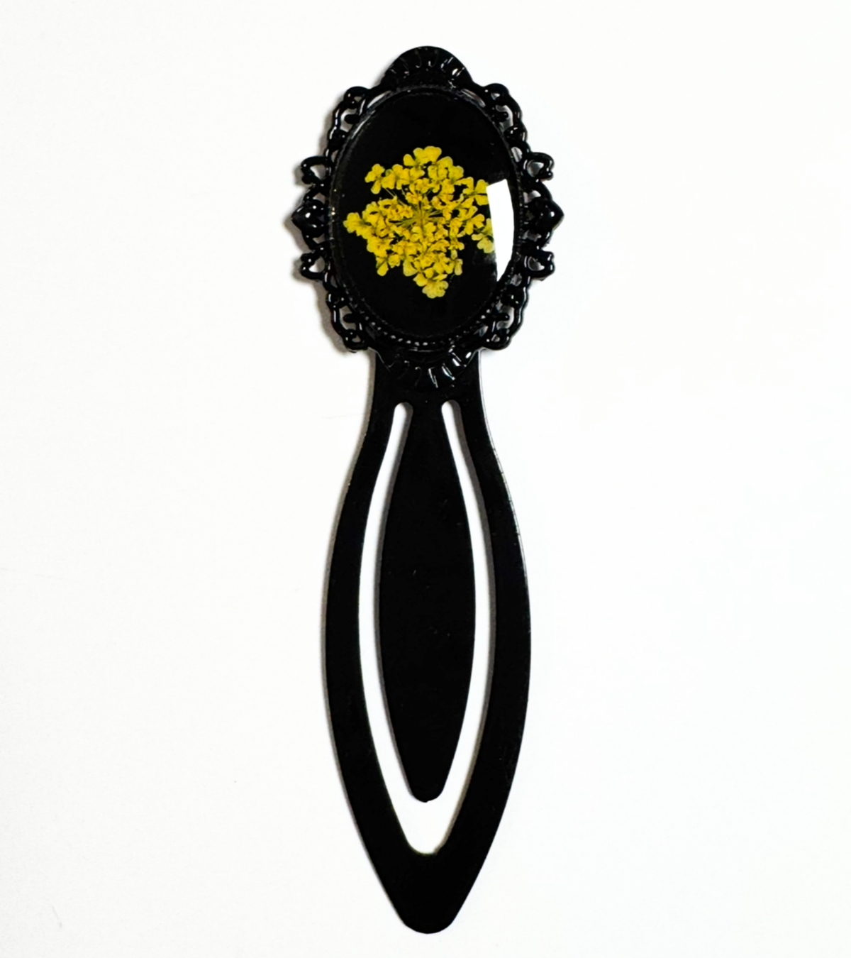 Gathered at Dusk — Queen Anne’s Lace Resin Bookmark