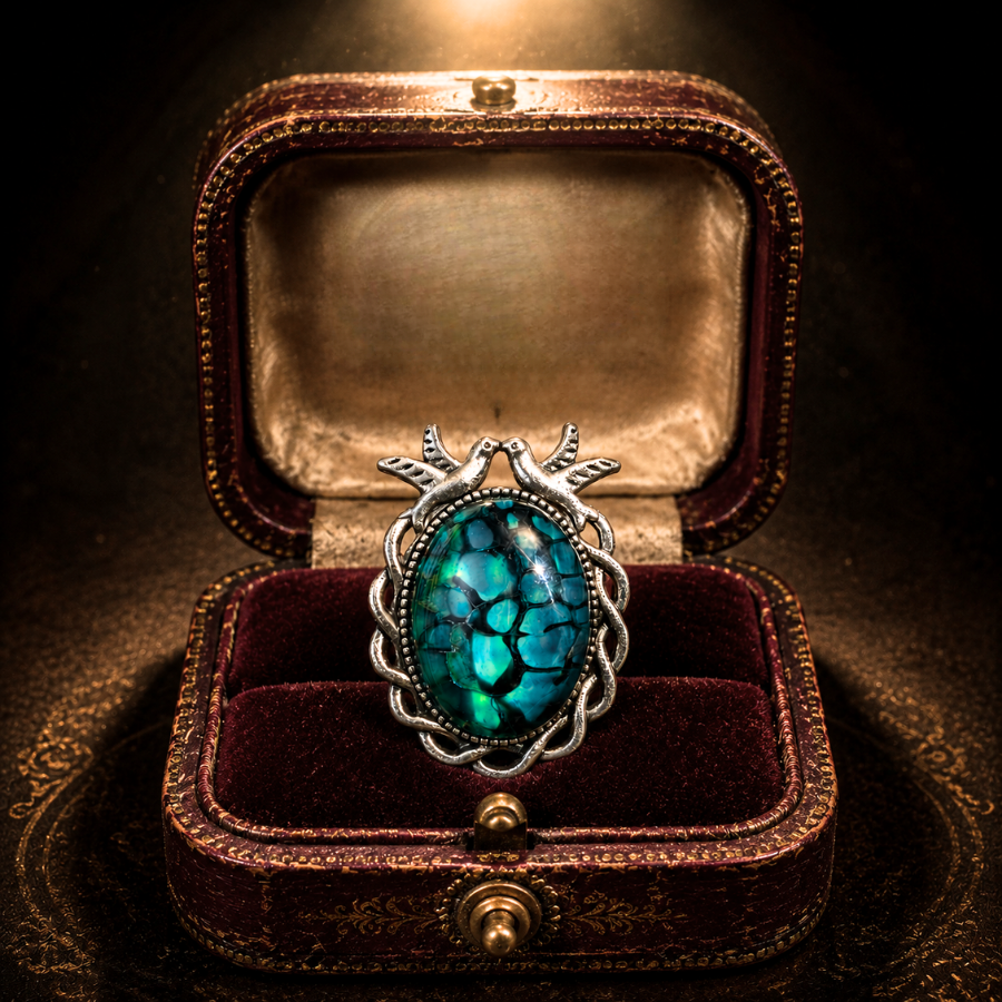 Dragons Vein Reliquary - Vintage-Style Dragon Vein Agate Adjustable Ring